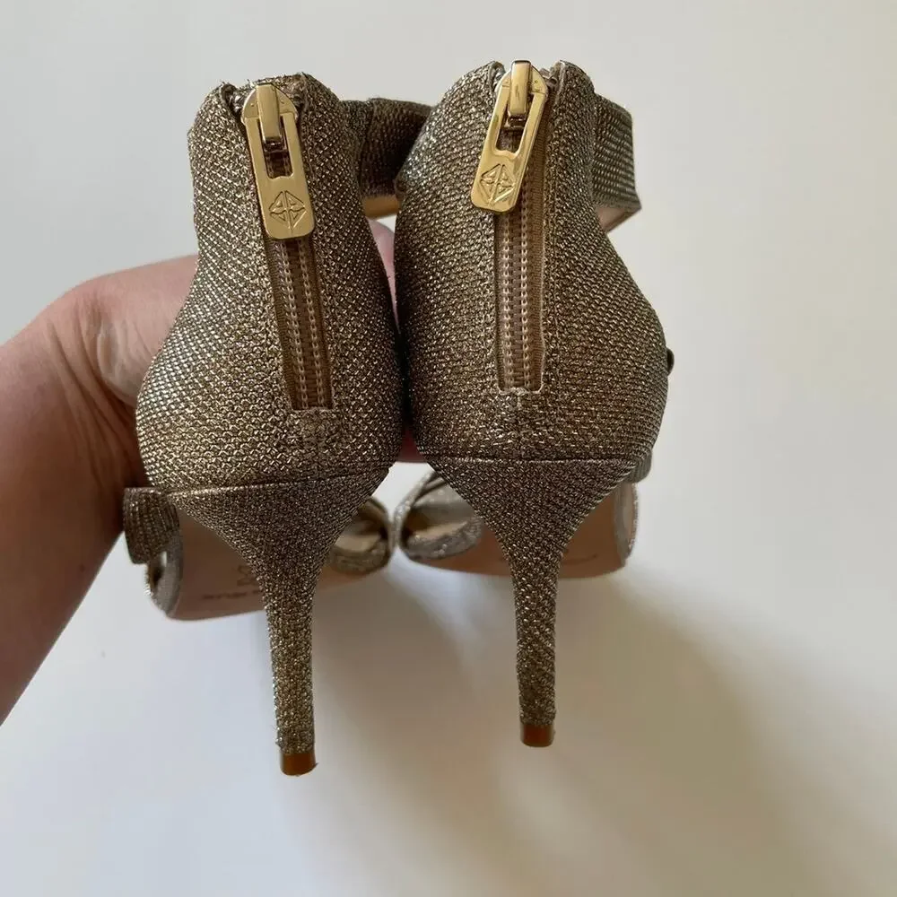 Antonio Melani Gold Shimmer Leather Jaydyn Sandal